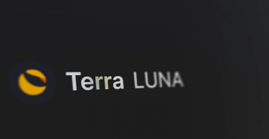 ترا,Luna,دیفای,قرارداد هوشمند